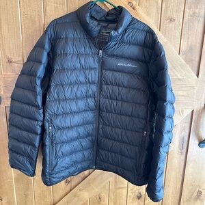 Black Eddie Bauer thin two XL men’s jacket.